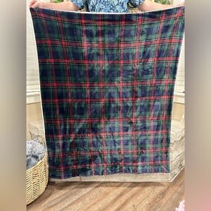 Fleece/Sherpa Plaid Blanket 4’ x 5’